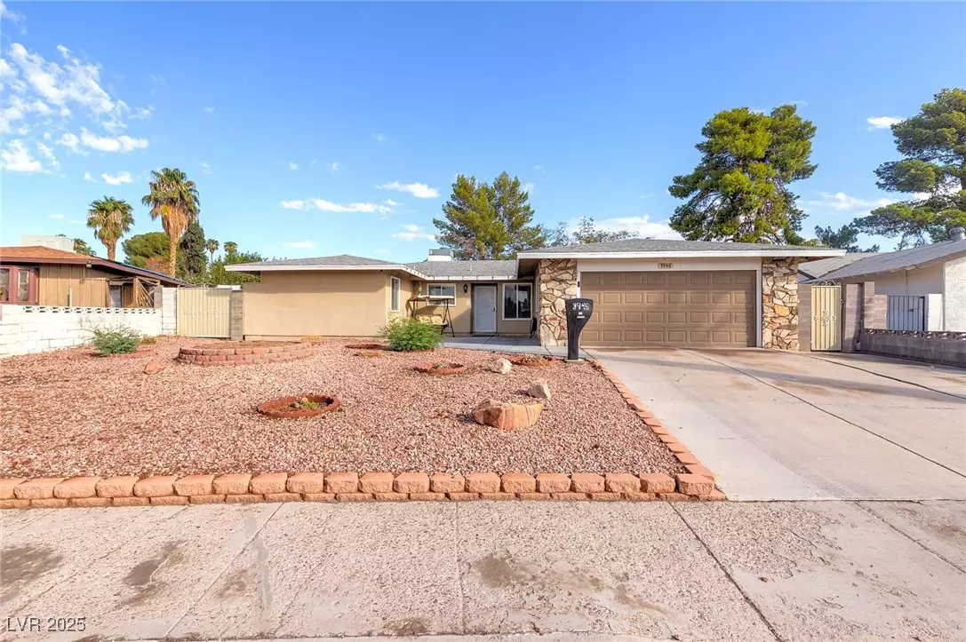 Las Vegas, NV 89121,3948 Oakhill AVE