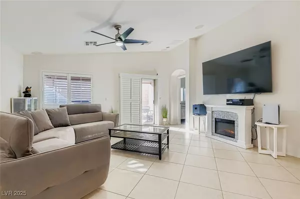 Las Vegas, NV 89147,4567 Avery Rock ST