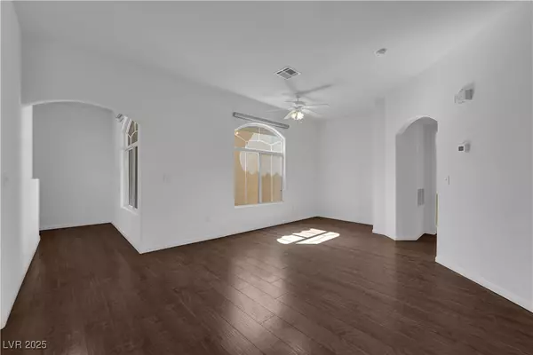 Las Vegas, NV 89128,1605 Crimson Hills DR #204