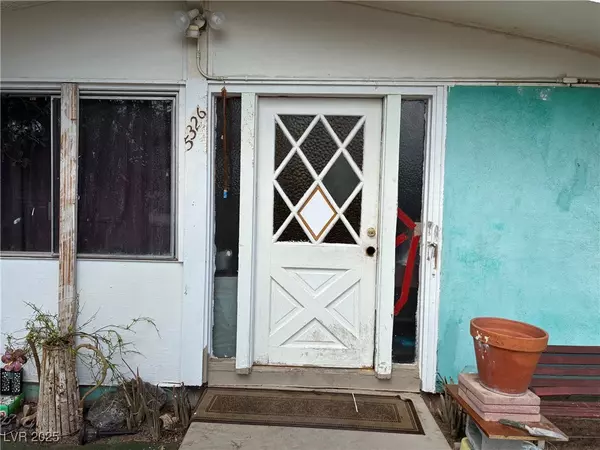 Las Vegas, NV 89107,5326 Evergreen AVE