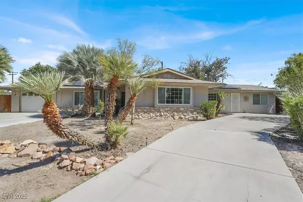 Las Vegas, NV 89169,3182 Camel Back DR