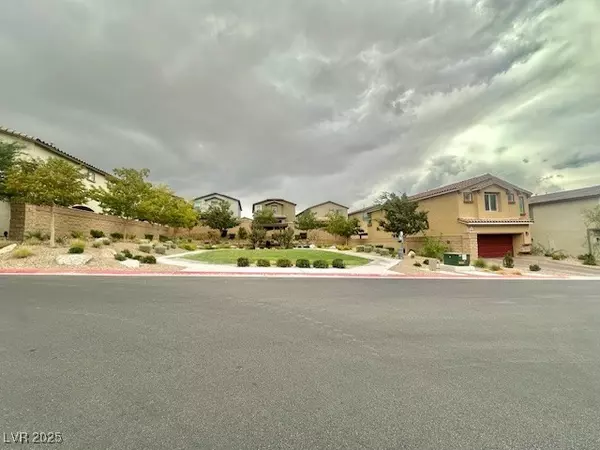 Las Vegas, NV 89166,7039 Alabaster Peak ST