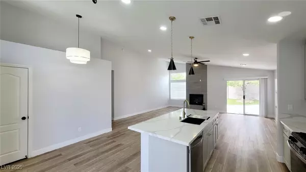 North Las Vegas, NV 89031,5223 Intermission CT
