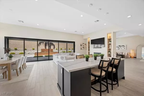 Las Vegas, NV 89113,8810 Italian Trotter CT