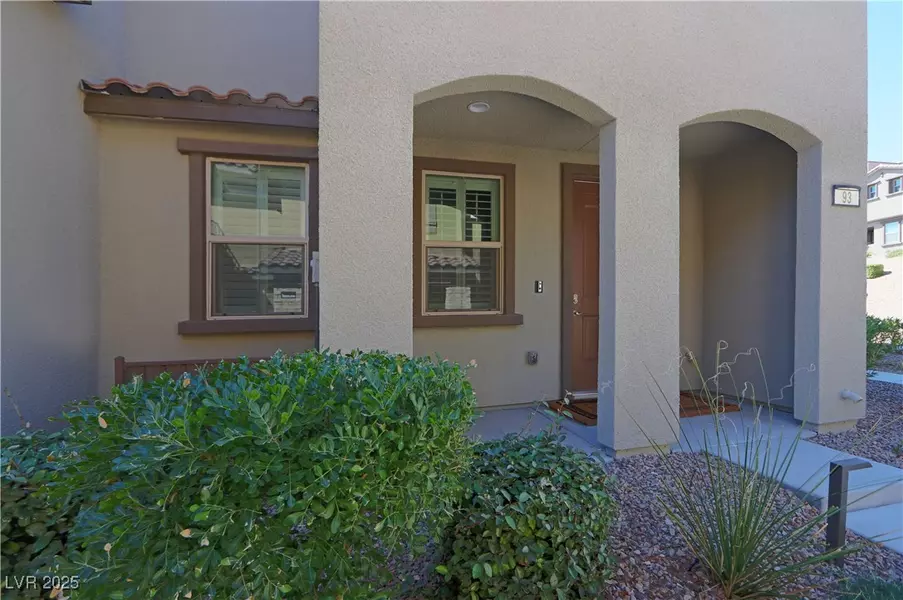93 Alamere Falls DR, Las Vegas, NV 89138