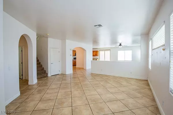 Las Vegas, NV 89148,434 Hidden Hole DR