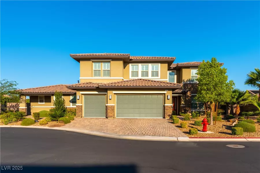 7028 Connor Cove ST, Las Vegas, NV 89118