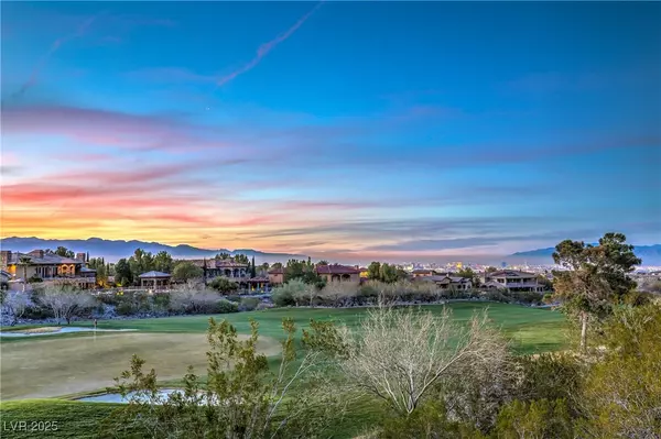 Henderson, NV 89052,29 Golf Crest CT