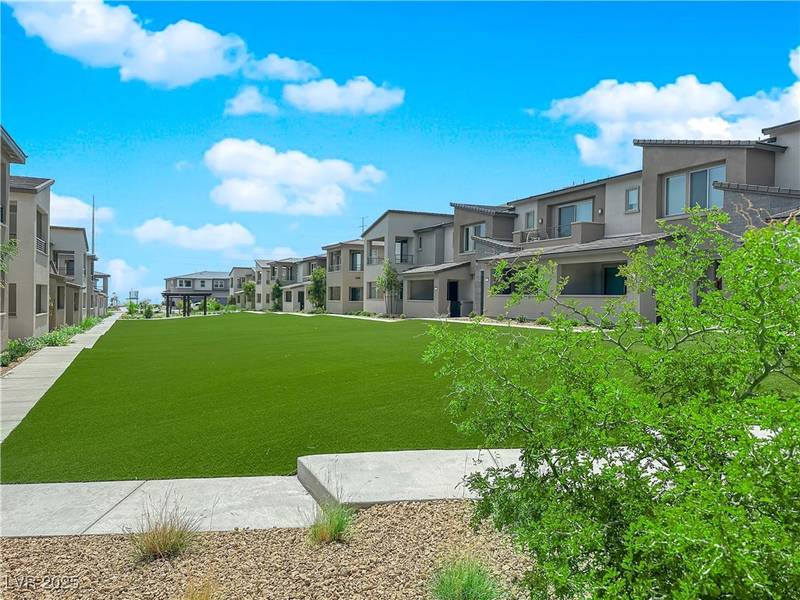 2451 Altitude ST, Las Vegas, NV 89138