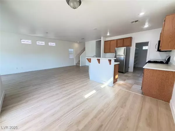 Las Vegas, NV 89113,9136 Wonderland ST