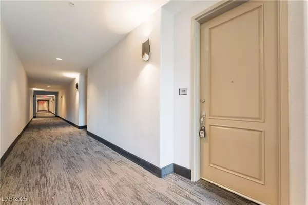 Las Vegas, NV 89123,50 SERENE AVE #324