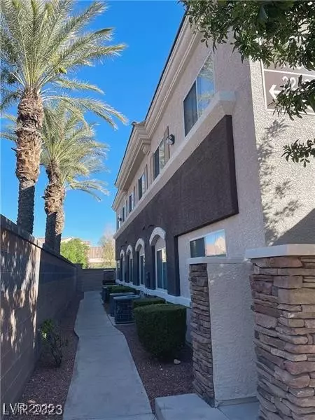 Las Vegas, NV 89149,9303 Gilcrease AVE #1253