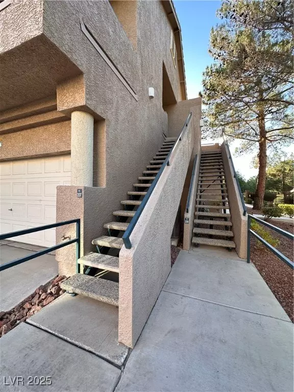 Las Vegas, NV 89117,2001 QUARRY RIDGE ST #206