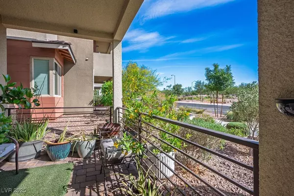 Henderson, NV 89011,1000 E Sunset RD