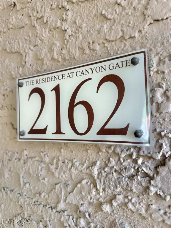 Las Vegas, NV 89117,2200 S Fort Apache RD #2162