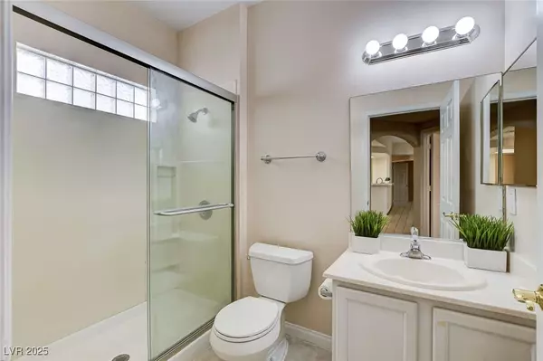 Las Vegas, NV 89146,1621 Sandecker CT #101