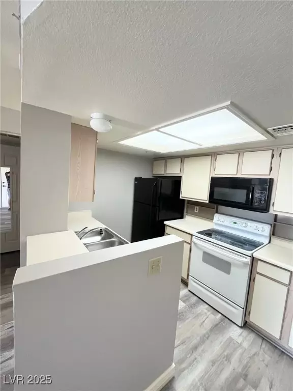 Laughlin, NV 89029,3550 Bay Sands DR #2025