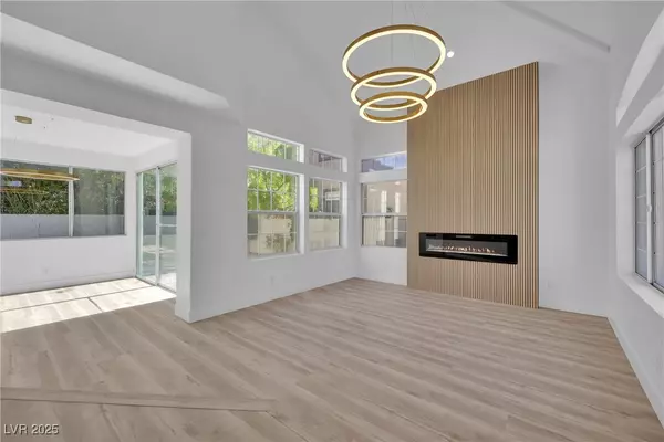 5024 Saint Annes DR, Las Vegas, NV 89149
