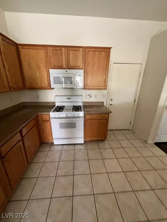 Las Vegas, NV 89141,11066 Ampus PL