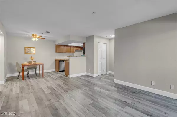 Las Vegas, NV 89103,4200 S Valley View BLVD #1069