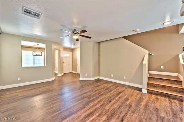 Las Vegas, NV 89183,11577 Giles ST