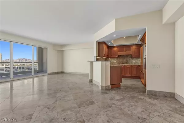 Las Vegas, NV 89109,2777 PARADISE RD #707