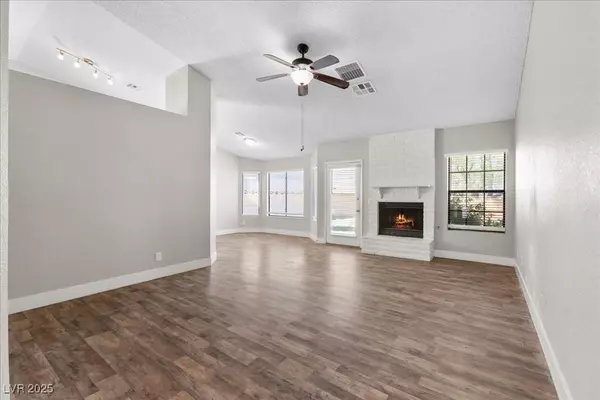 Henderson, NV 89015,720 Skipjack DR