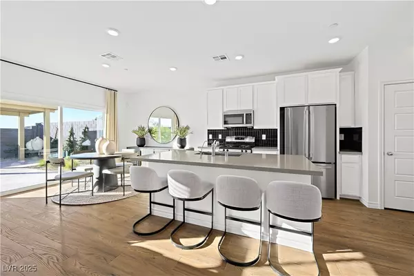 Las Vegas, NV 89143,9595 Peggy Publow AVE