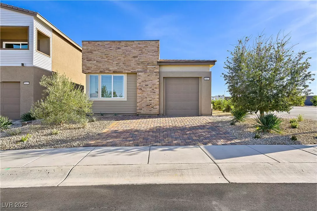 Las Vegas, NV 89143,9607 Peggy Publow AVE