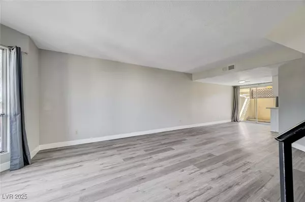 Henderson, NV 89011,527 Kristin LN