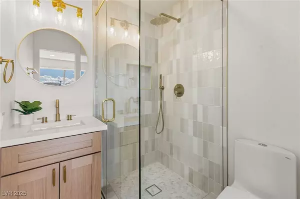 Las Vegas, NV 89121,747 Greenbriar Townhouse WAY