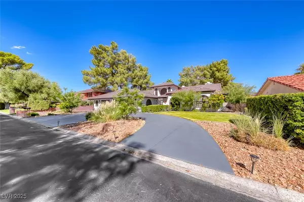 Las Vegas, NV 89107,2504 Windjammer WAY