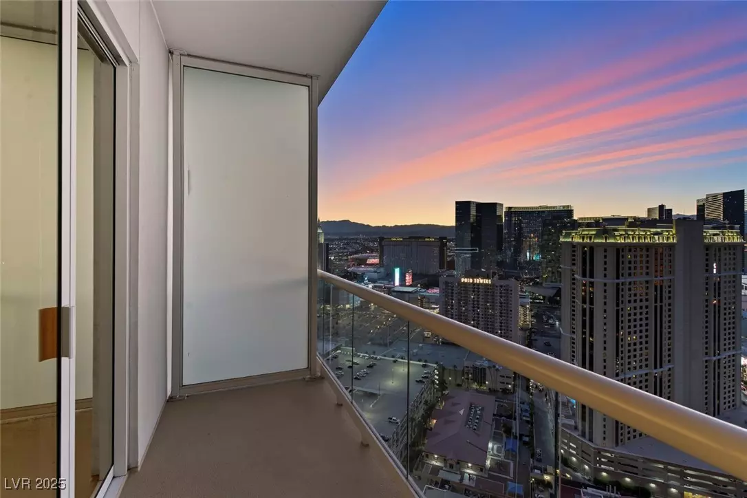 Las Vegas, NV 89109,135 E HARMON AVE #3407