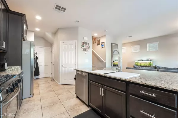 Las Vegas, NV 89149,6617 Breakwater Reef ST