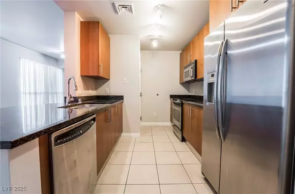 Las Vegas, NV 89102,200 W Sahara AVE #1709