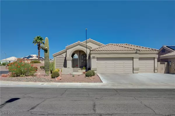 6136 Topaz Valley AVE, Las Vegas, NV 89130