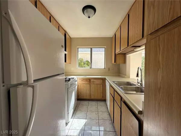 Las Vegas, NV 89147,7345 Vireo DR