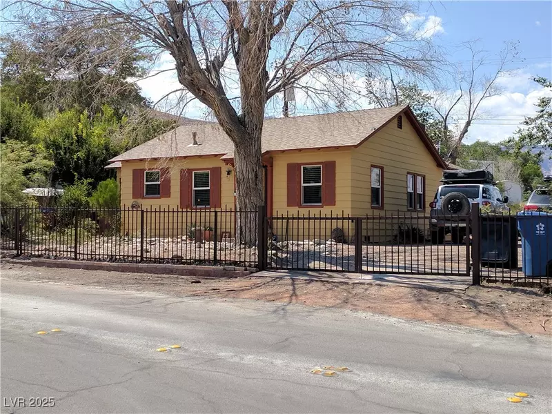 5 Castalia ST, Blue Diamond, NV 89004