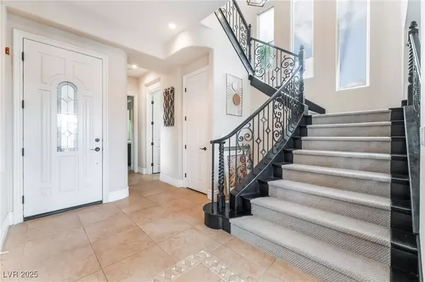 Henderson, NV 89012,422 Stone Lair CT