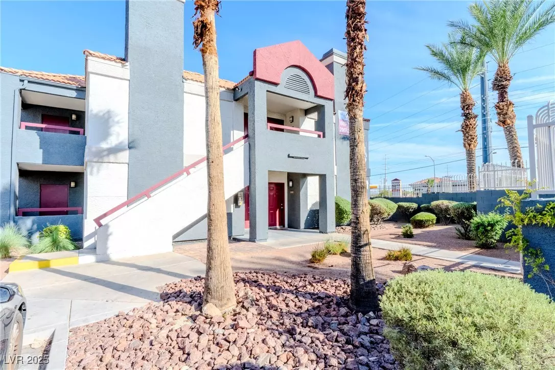 Las Vegas, NV 89117,8600 W Charleston BLVD #2008