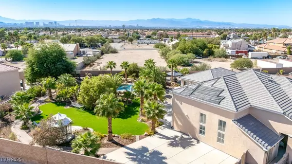 Las Vegas, NV 89110,523 Moon Chase ST