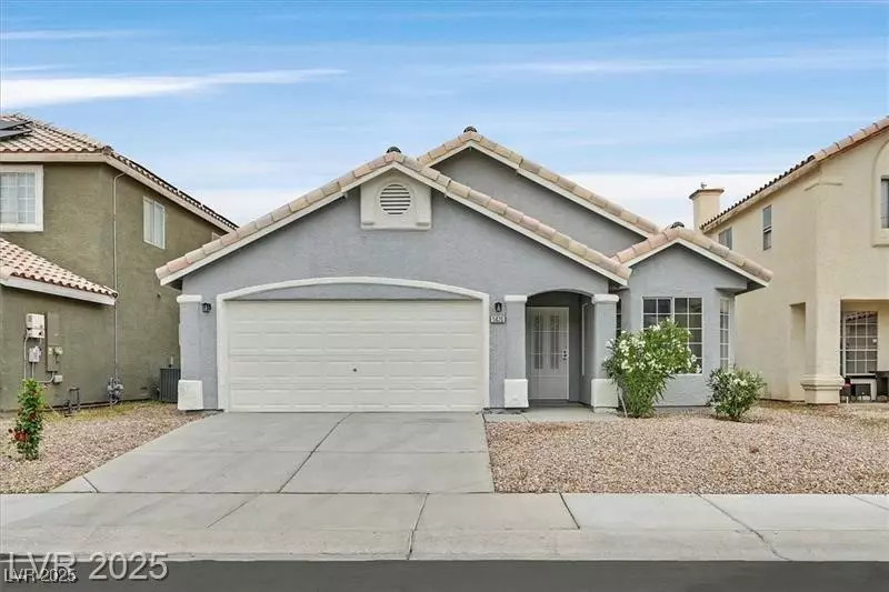 5820 Royal Castle LN, Las Vegas, NV 89130