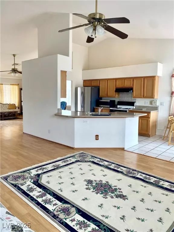 Las Vegas, NV 89130,5364 Rhett ST