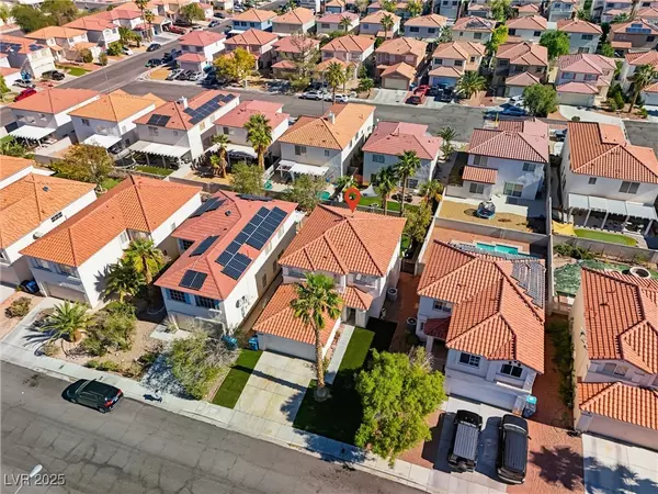 Las Vegas, NV 89183,10152 Climbing Lily ST