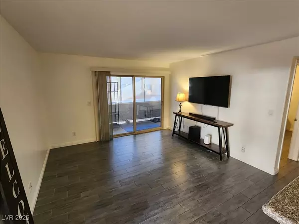 Las Vegas, NV 89120,3053 Casey DR #104