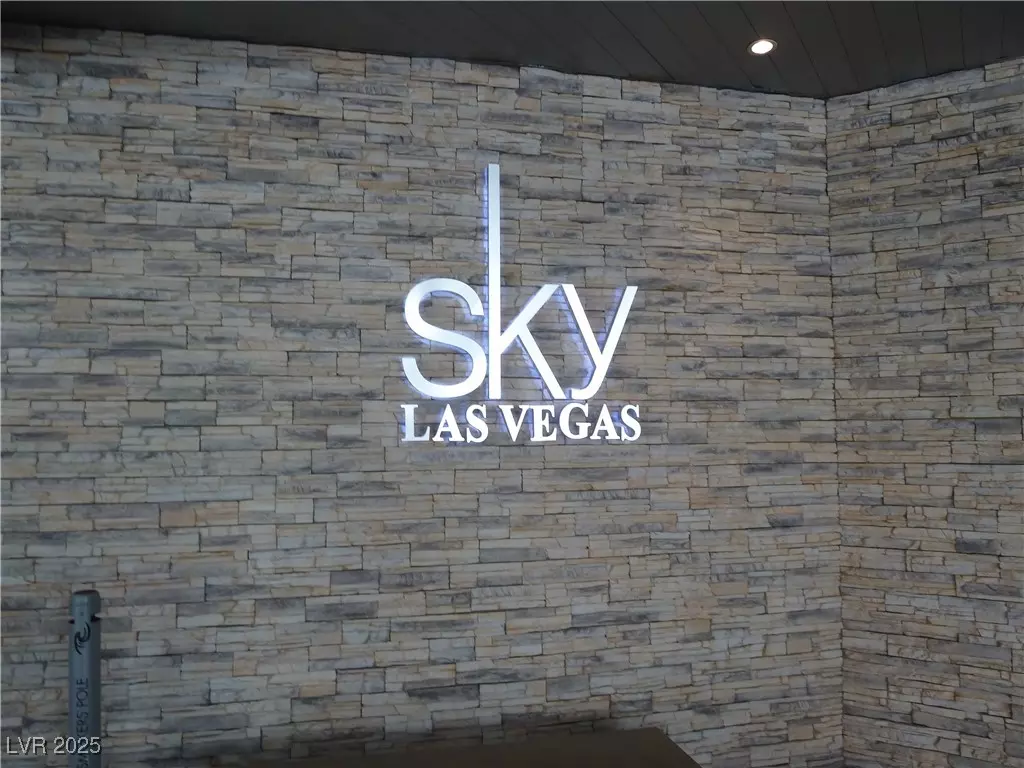 Las Vegas, NV 89109,2700 Las Vegas BLVD #2005
