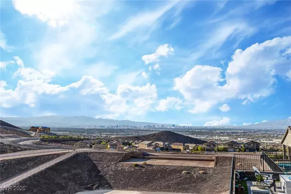 Henderson, NV 89012,409 Oakey Crest Ridge ST