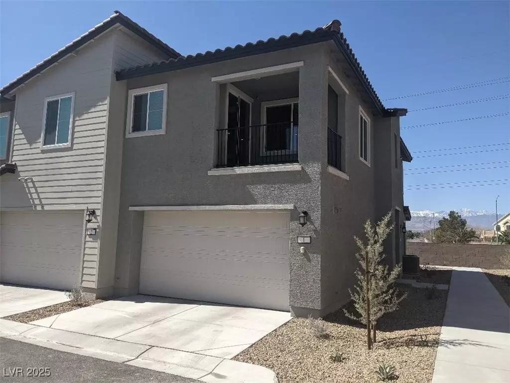 Las Vegas, NV 89131,7376 N Decatur BLVD #1