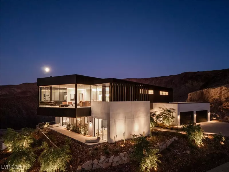11 Chisel Crest CT, Henderson, NV 89012