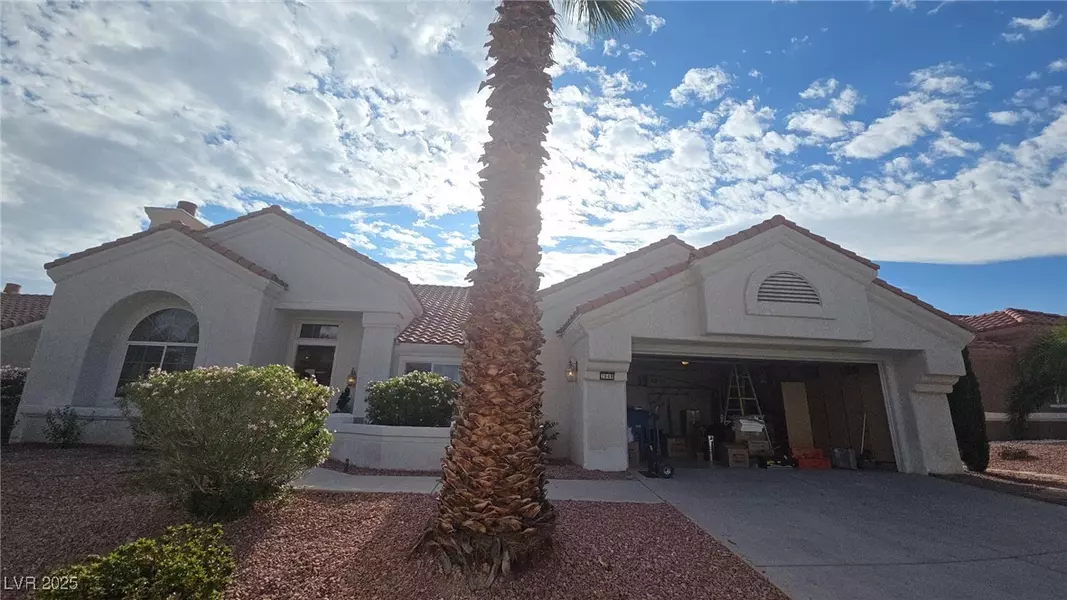 2648 Golfside DR, Las Vegas, NV 89134